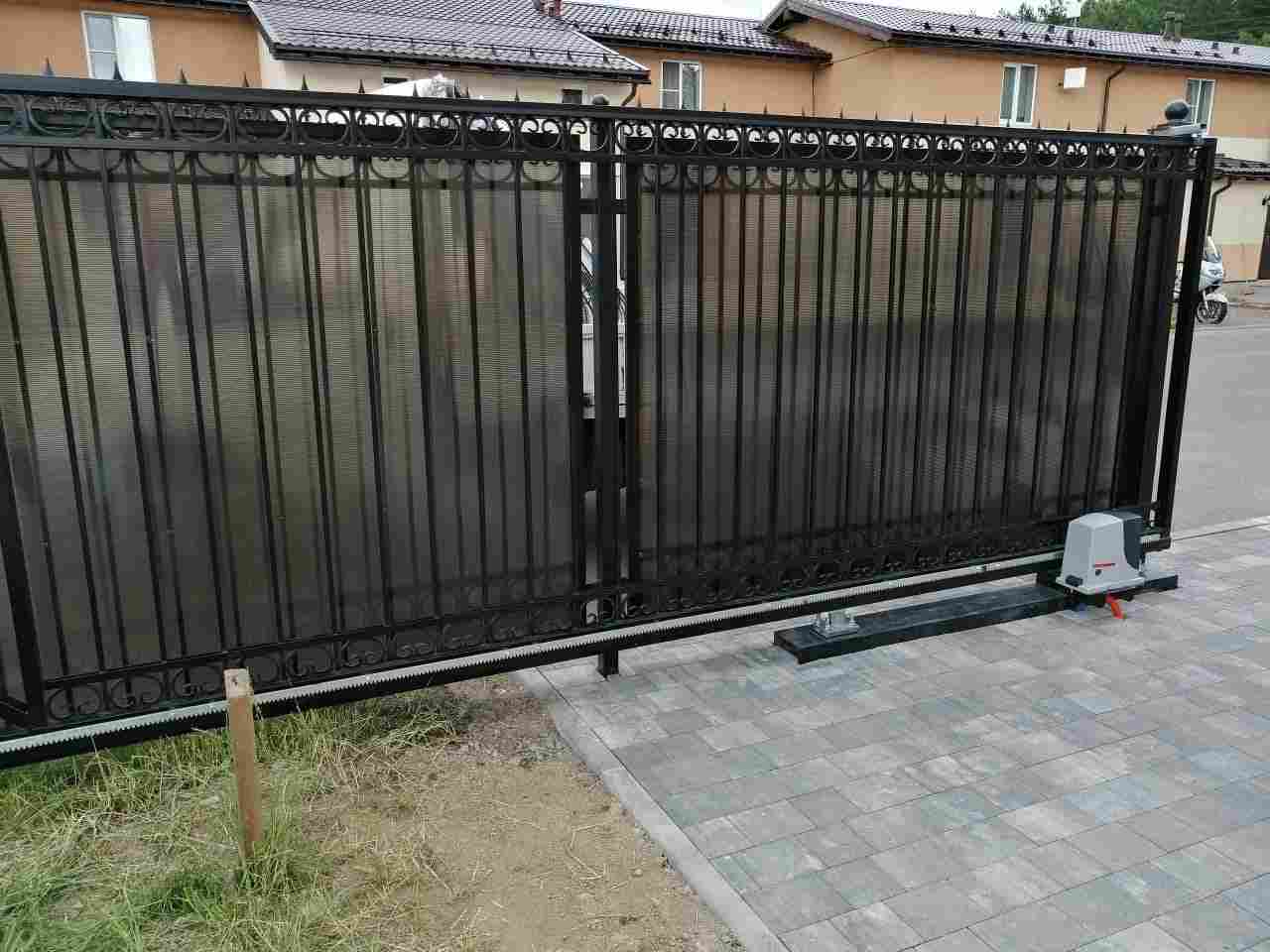 Кованые ворота